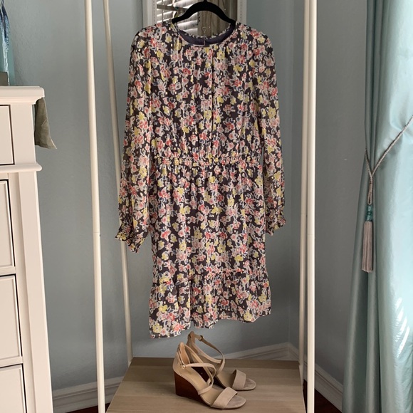 LOFT Dresses & Skirts - Loft Gray yellow grey pink white gold blue floral long sleeve dress size large